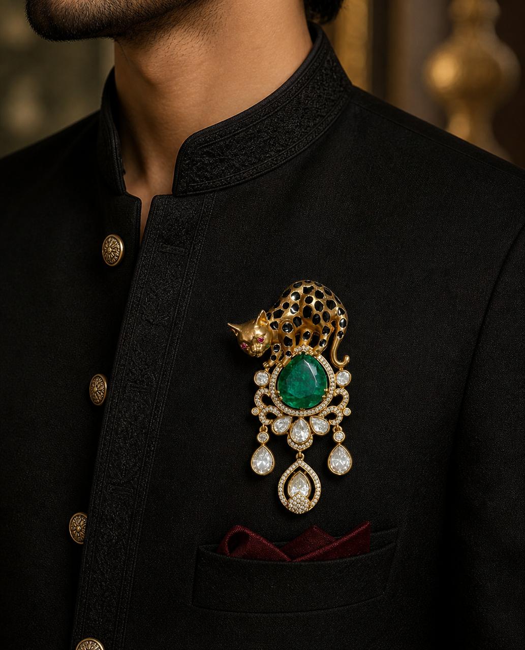 Panther Royale Gemstone Brooch Emerald Stone
